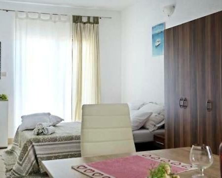 Apartmani Obala Poljica  Szoba fotó